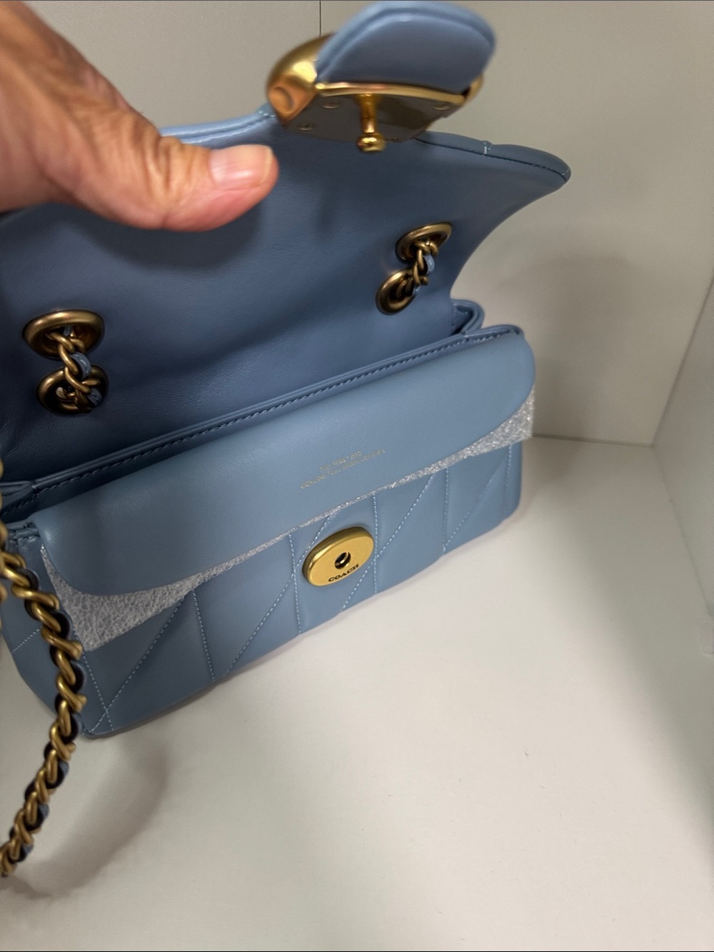 Coach Quilted Pale Blue Leather Shoulder Bag with Gold Hardware - Picture 7 of 13